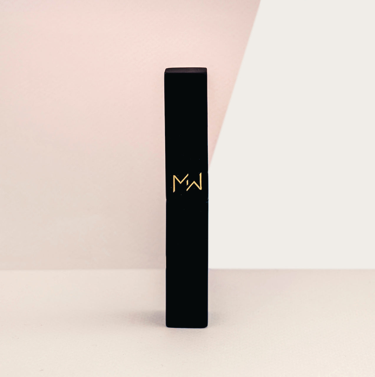 Lips Are Sealed Holder - Pink