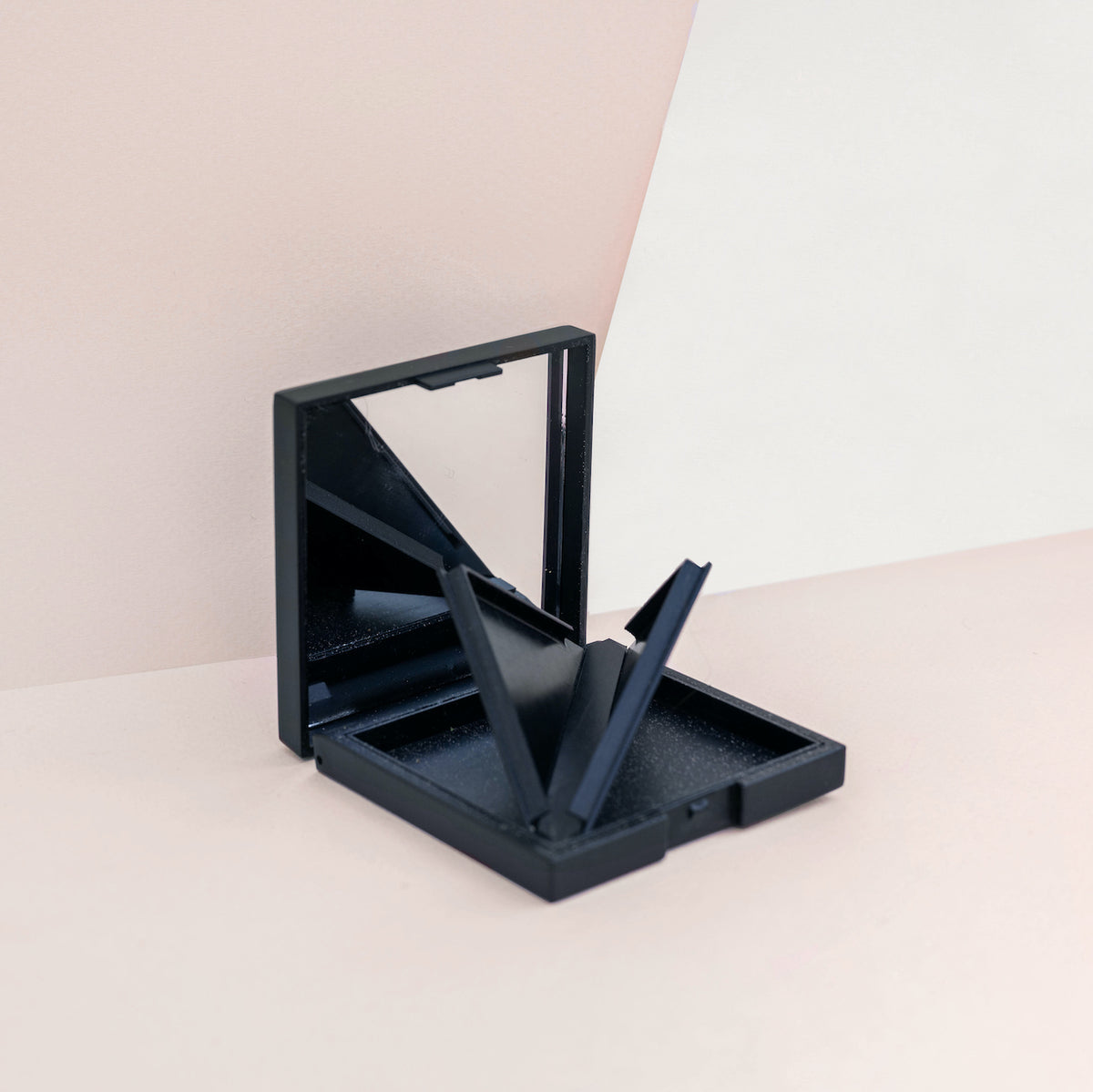 Weed stash box from MISSWEED