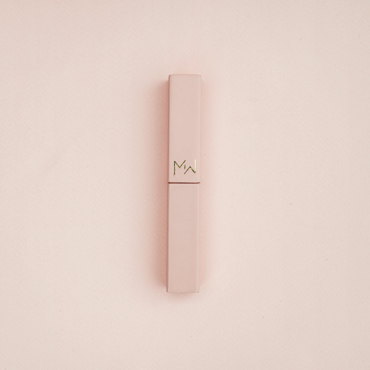 Pink joint holder lipstick tube from MISSWEED